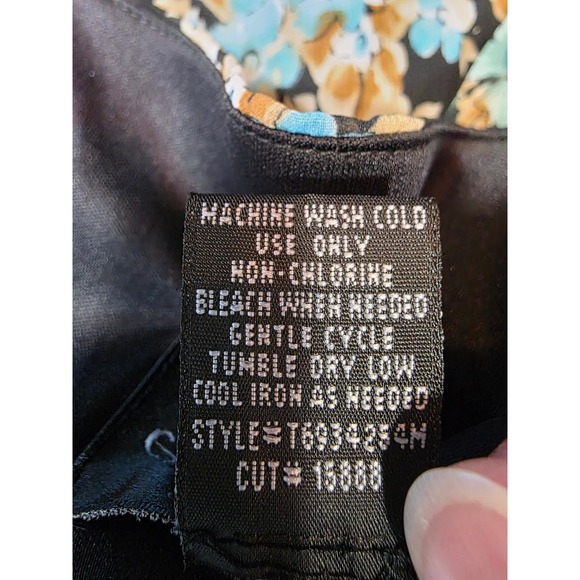 Connected Apparel Black Floral Print V Neck Midi Dress Women's Size 6 /A100 - Picture 9 of 9